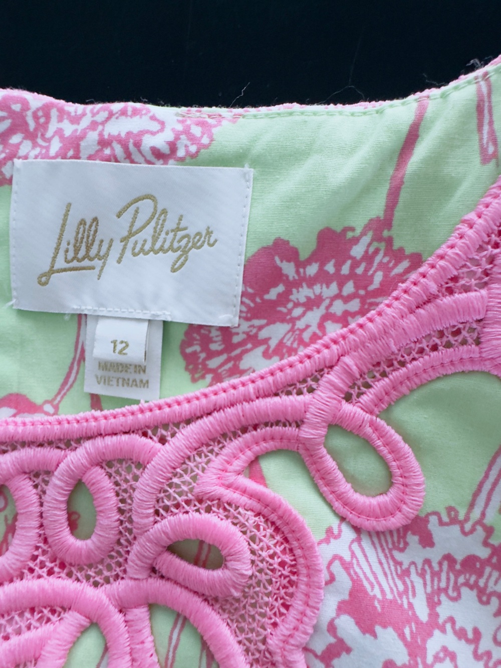 Lilly Pulitzer Elanie Skirted Shift Romper in Pistachio Macaron Alina. Size 12 - Picture 11 of 16